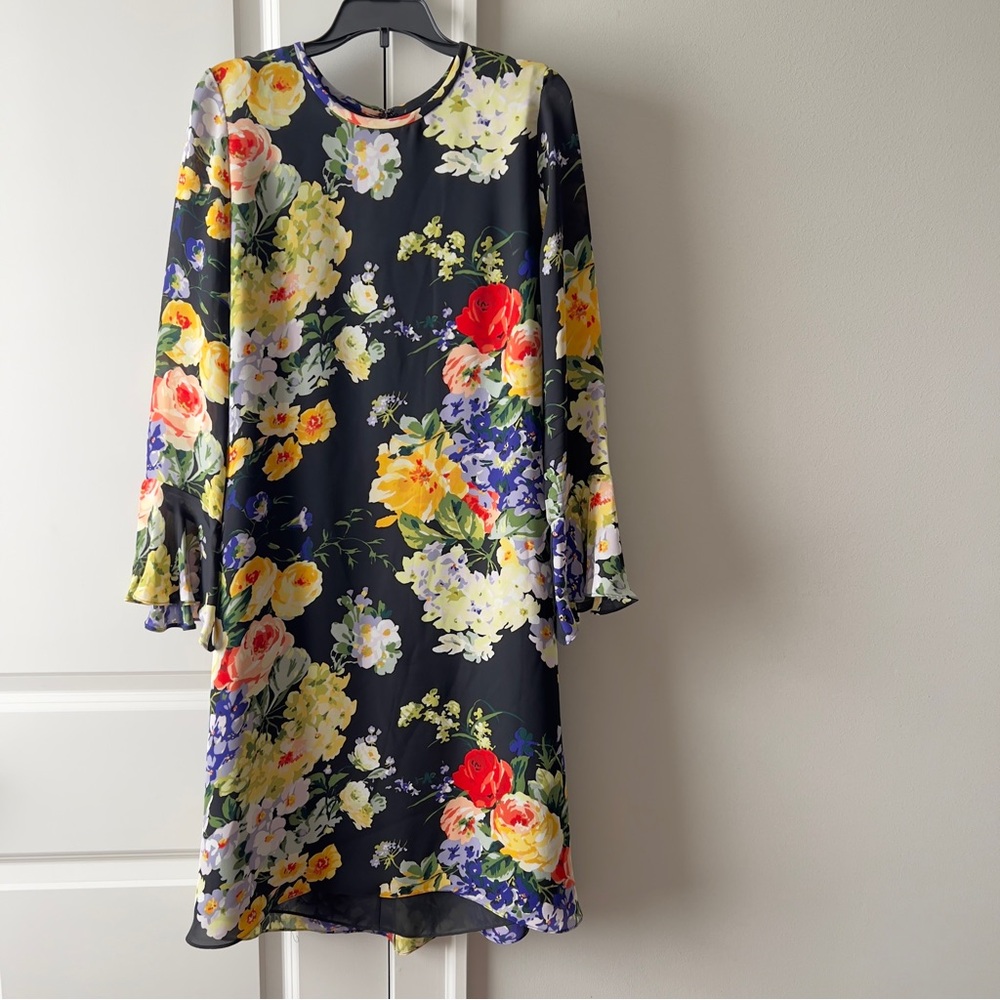 Ellen Tracy Linda Allard Black Floral 3/4 Length Bell Sleeves Women’s Size 4